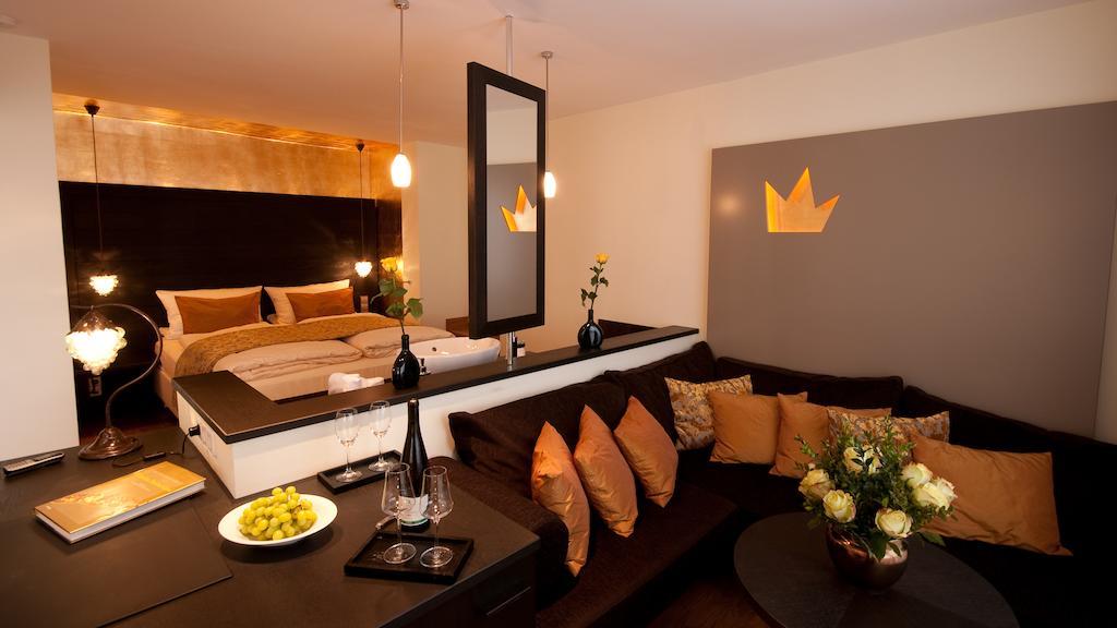 Hotel Laurentius Weikersheim Buitenkant foto